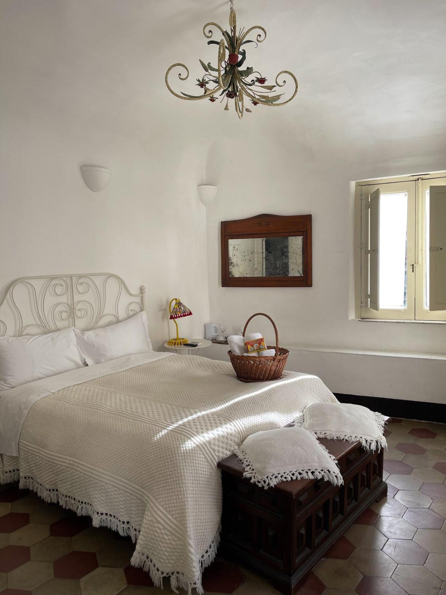 Fera O' Luni Bed & Breakfast Catania Luaran gambar